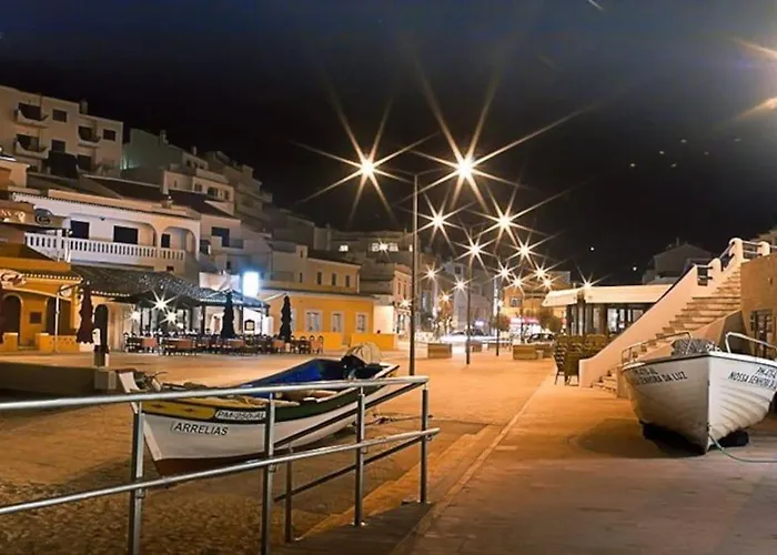 Encantador A 100m Da דירה